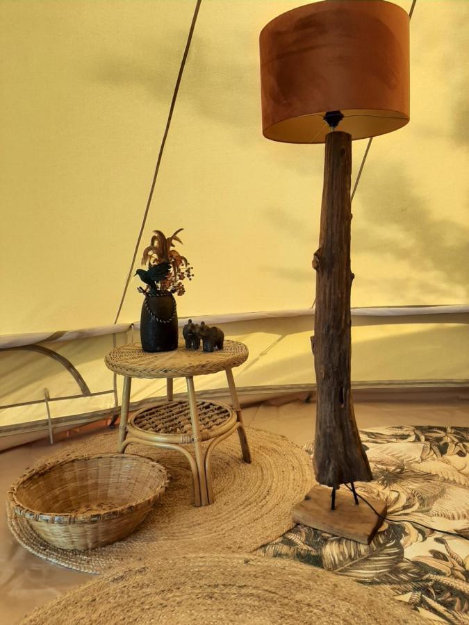 Glamping De Vrije Wind, Tentverhuur Houwerzijl ภายนอก รูปภาพ