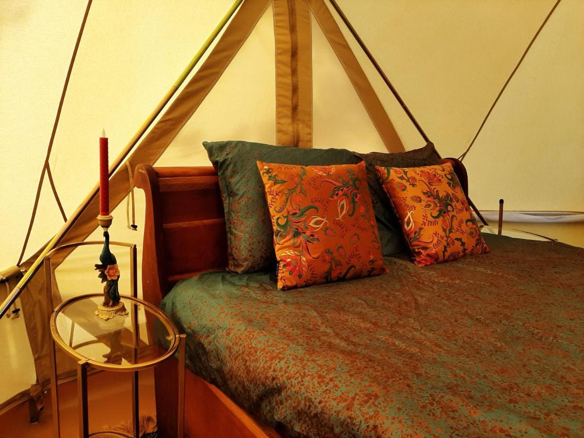 Glamping De Vrije Wind, Tentverhuur Houwerzijl ภายนอก รูปภาพ